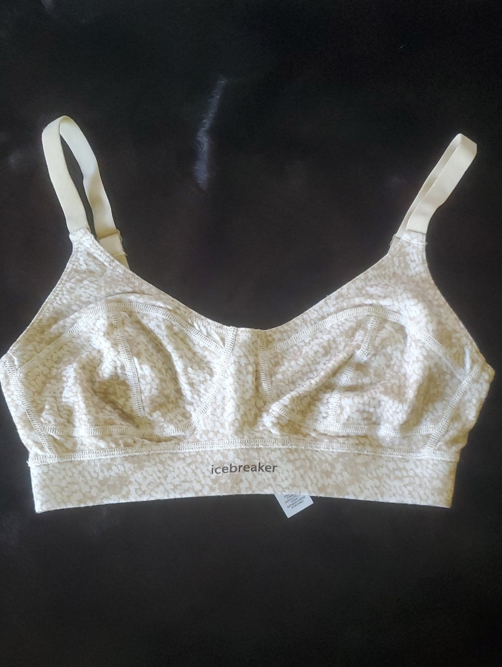 ICEBREAKER QUEENS 100%MERINO WOOL IN SAND SNOW /SIZE:SMALL